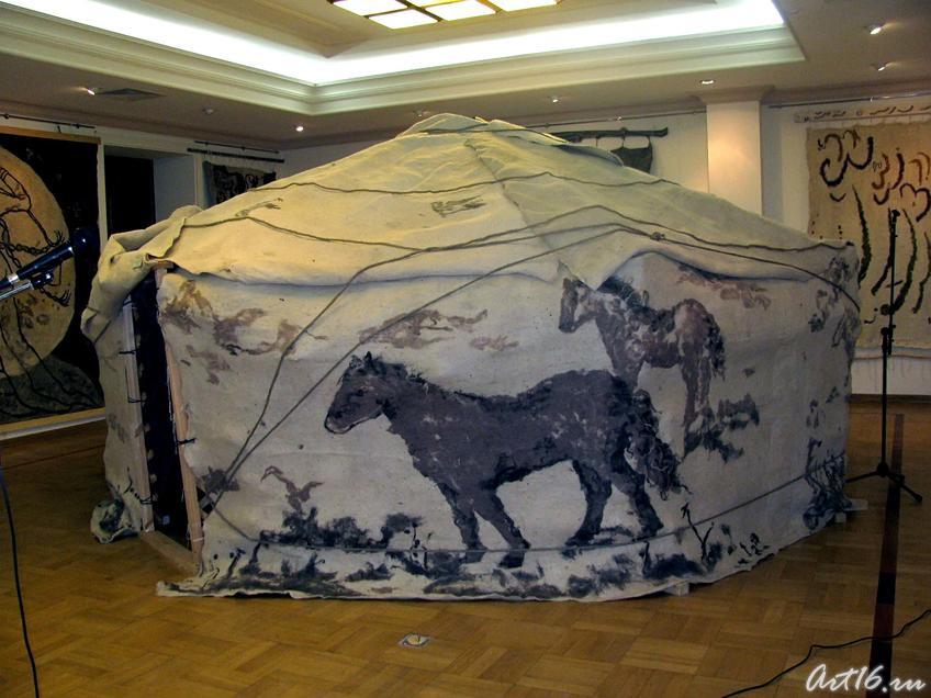 Юрта. 2000::Искусство войлока в тюркском мире: история и современность