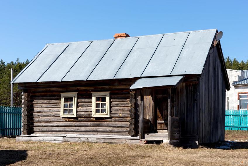 Дом-четырёхстенник с сенями (крестьянский быт Заказанья), реконструкция 1979 г.::По тукаевским местам