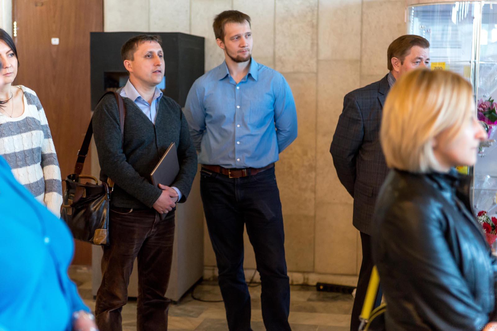 ::Владимир Попов. Выставка в театре им Г.Камала 7 мая 2014