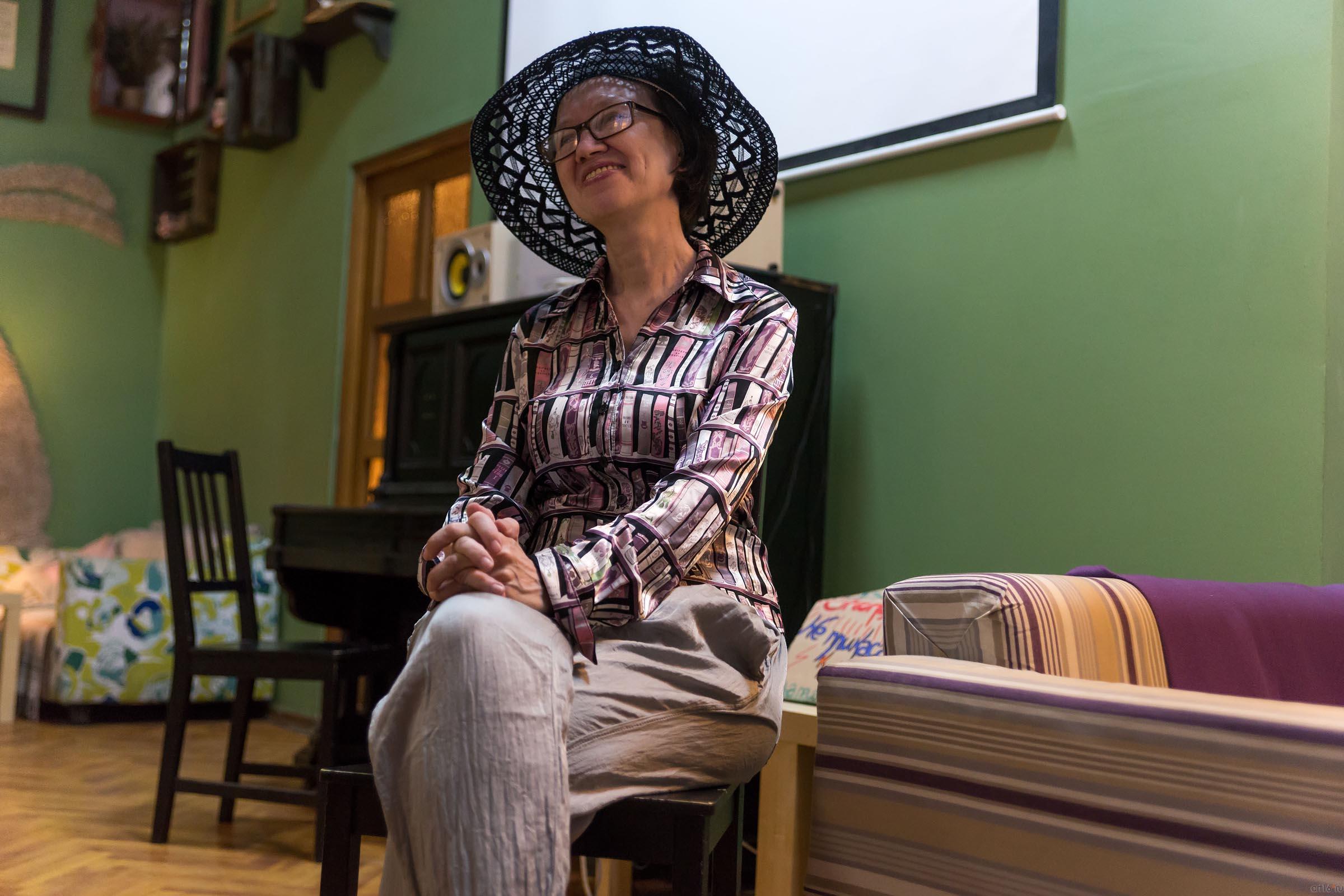 Ахунова Наиля Гарифовна::День рождения «Белой вороны» - 17 лет