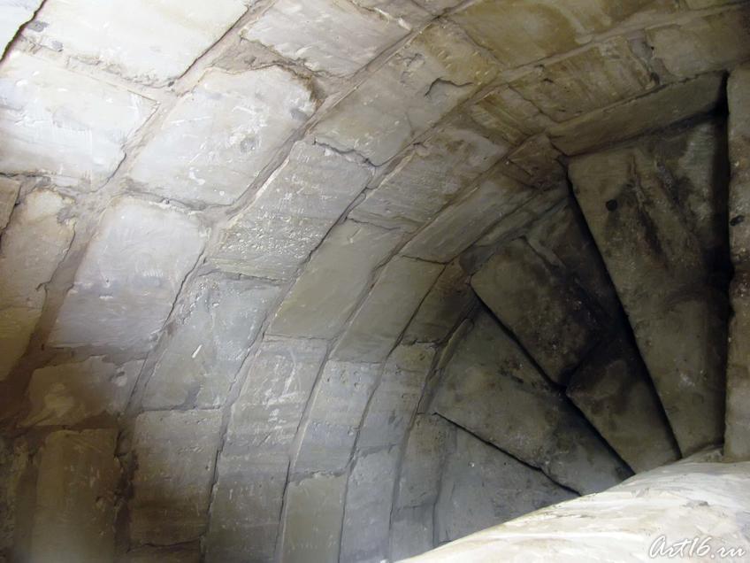 Лестница внутри Большого минарета::Булгары