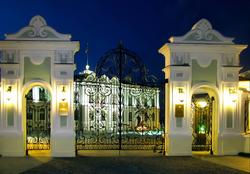 Резиденция Президента РТ (быв. Губернаторский дворец). Ворота