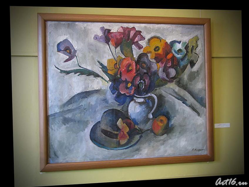 Натюрморт со шляпкой. 1917г. (?)::Русское искусство начала XX века