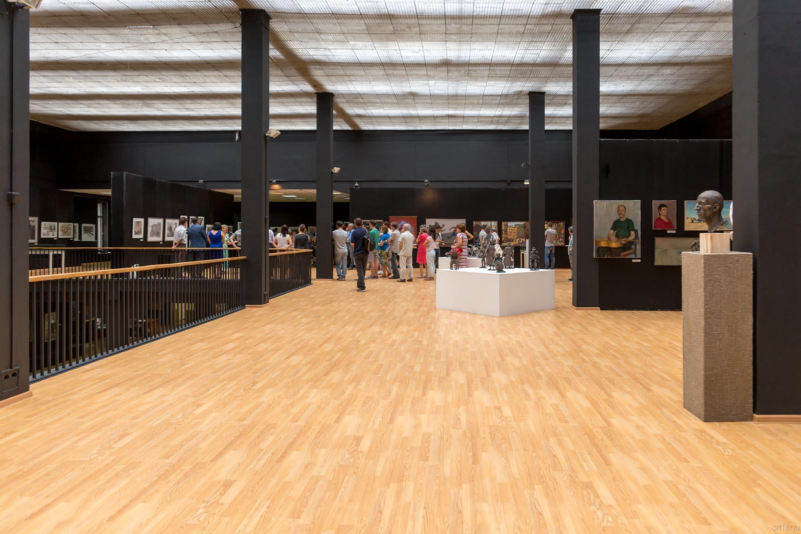 ::Выставка «ПРОДОЛЖАЯ ТРАДИЦИИ… ЖИВОПИСЬ. ГРАФИКА. СКУЛЬПТУРА»