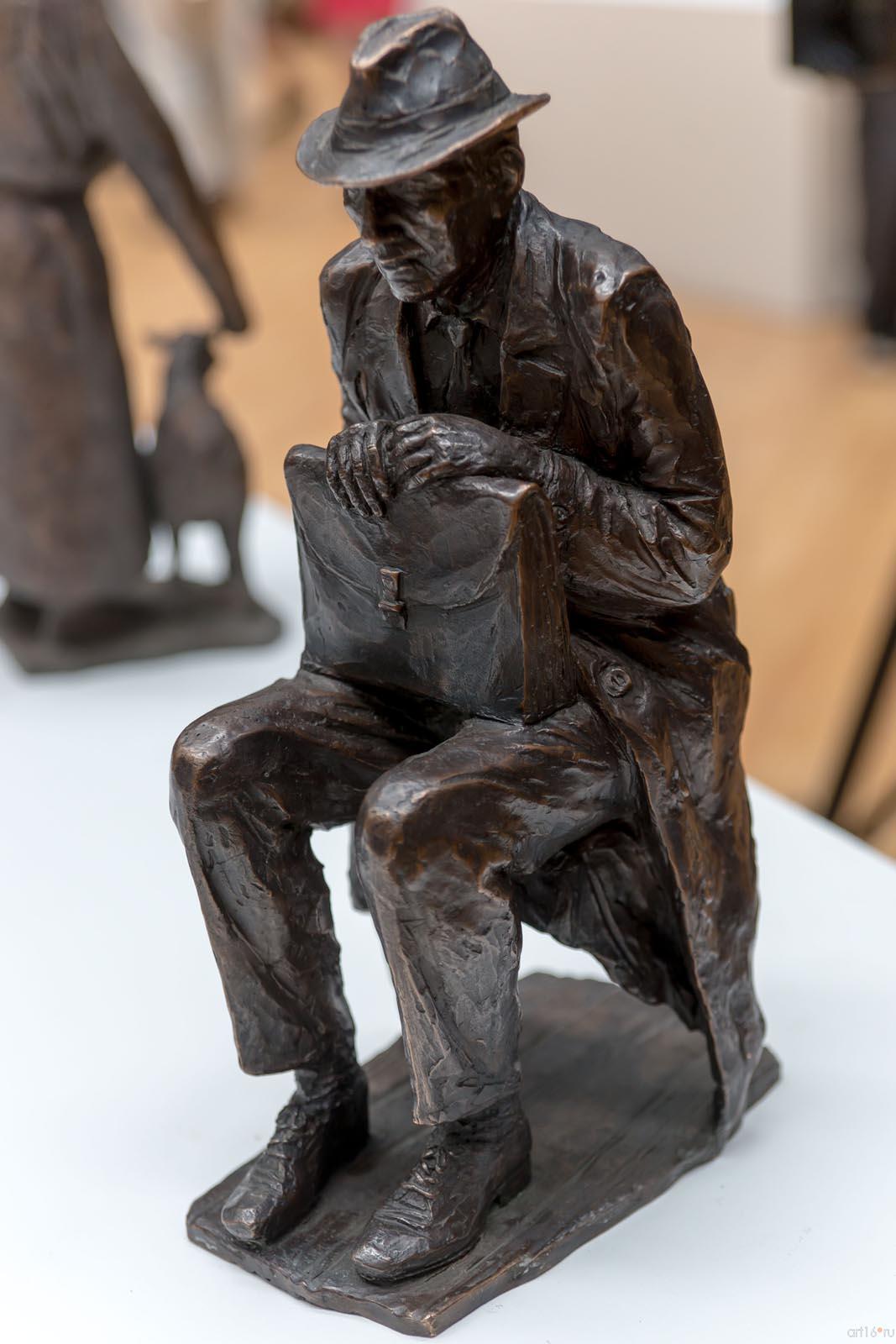 ДАВЫДОВ АРТУР. Без названия. 2013 Бронза::Выставка «ПРОДОЛЖАЯ ТРАДИЦИИ… ЖИВОПИСЬ. ГРАФИКА. СКУЛЬПТУРА»