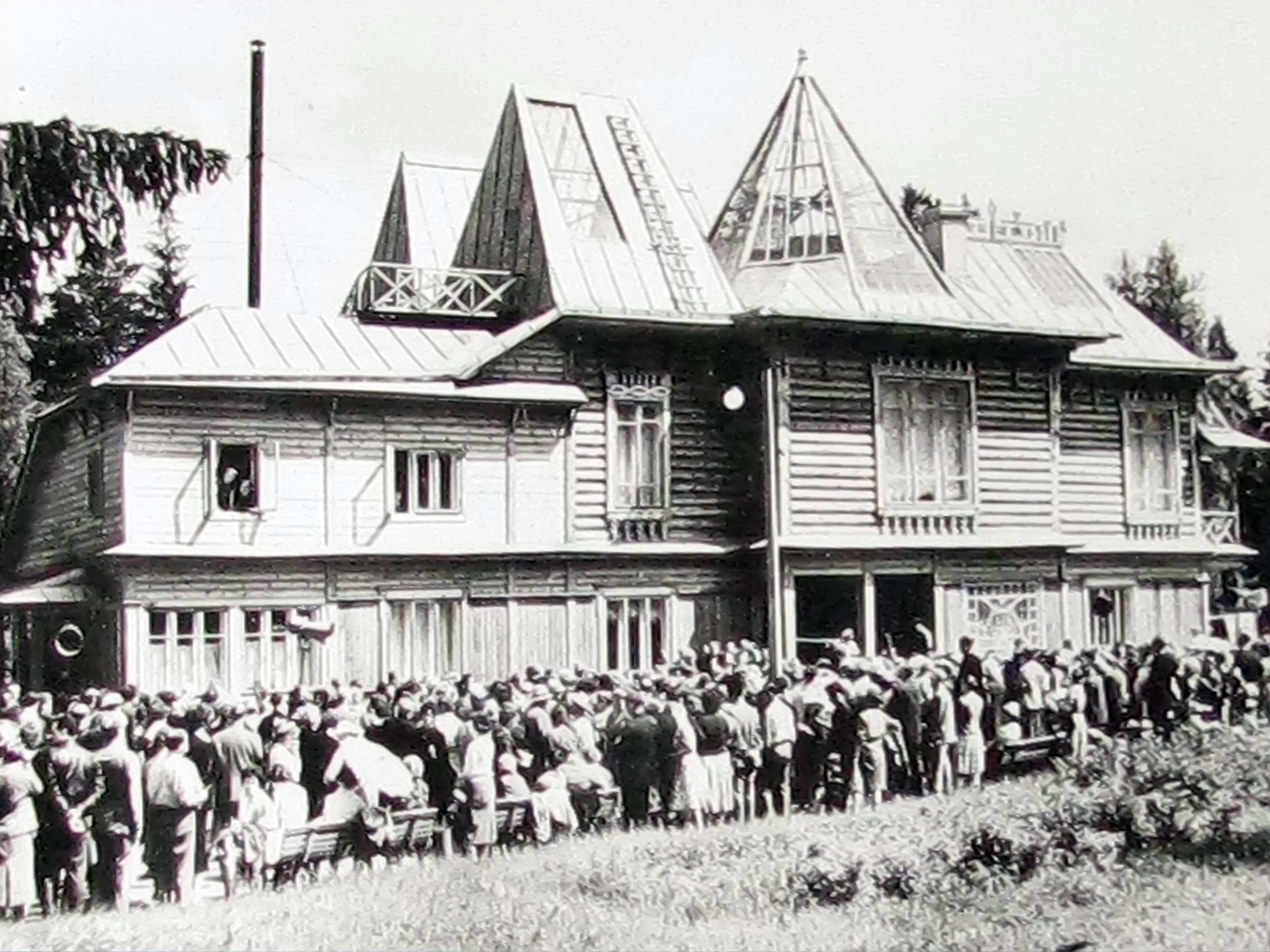 Открытие возрожденной усадьбы. 24 июня 1962 года::Юбилейная выставка к 165-летию со дня рождения И.Е. Репина