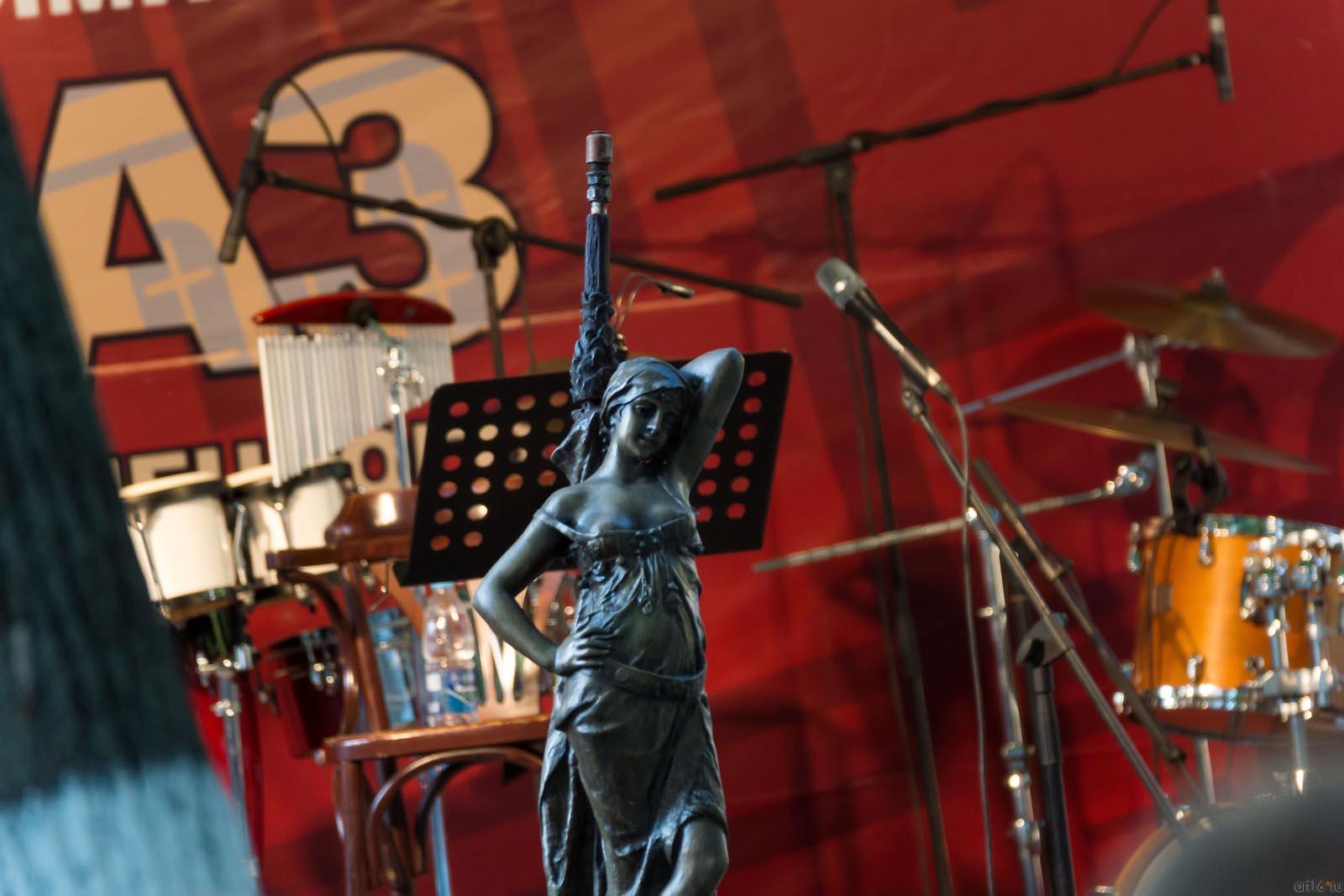 ::АНТОН ГОРБУНОВ «BASS MAGIC» (МОСКВА) 