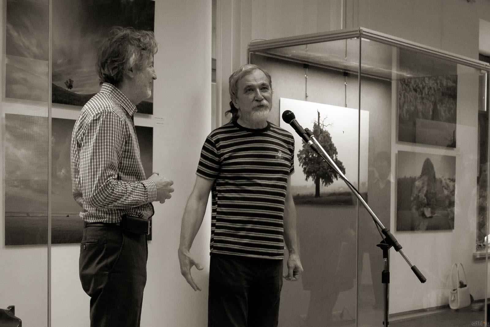 ::«Маленькое затмение» Пейзаж в фотографиях ЕВГЕНИЯ КАНАЕВА