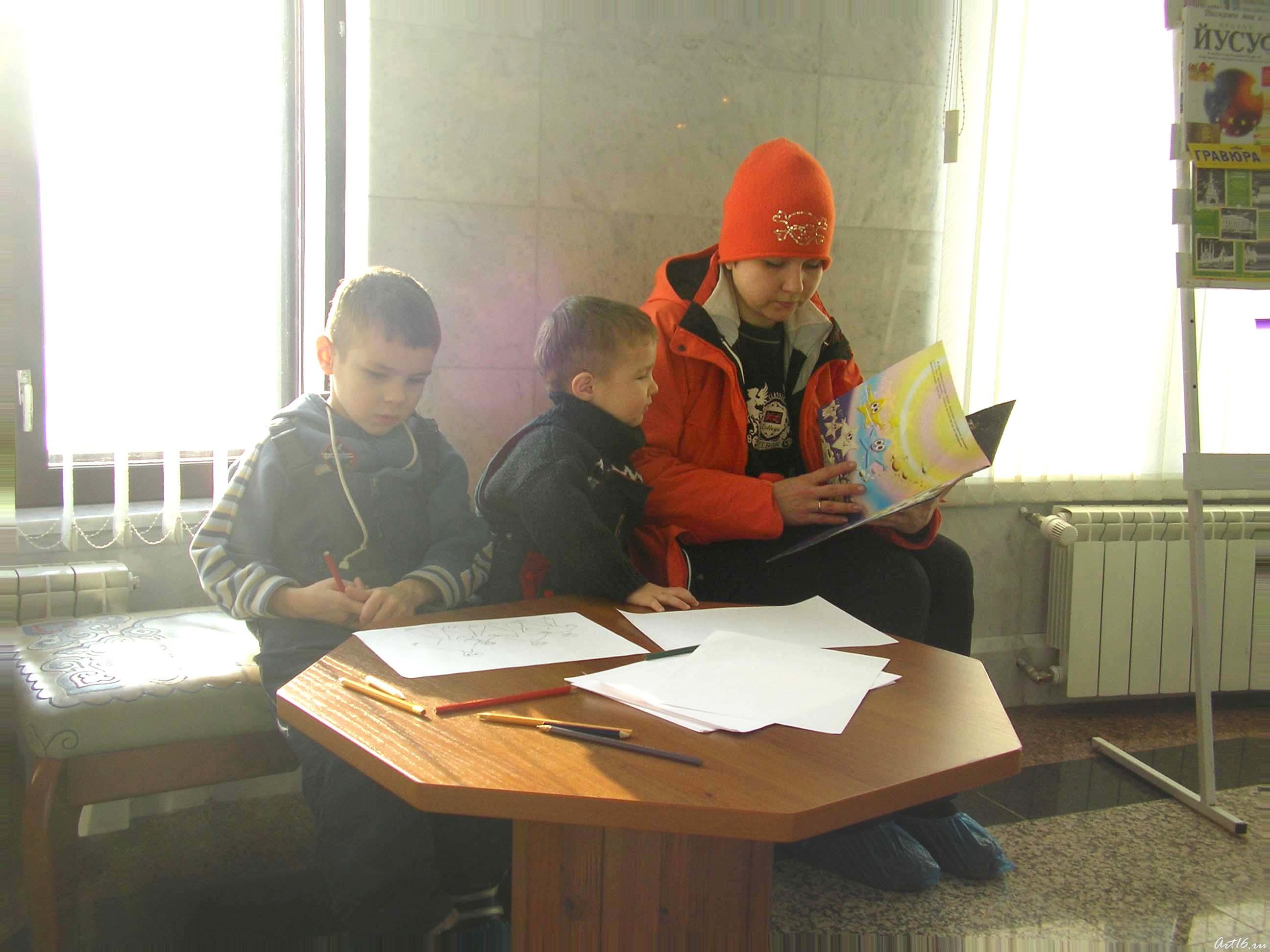 Посетители музея::День второй (20 февраля 2008)