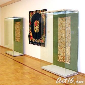 Фрагмент экспозиции::Вышивка западной Европы