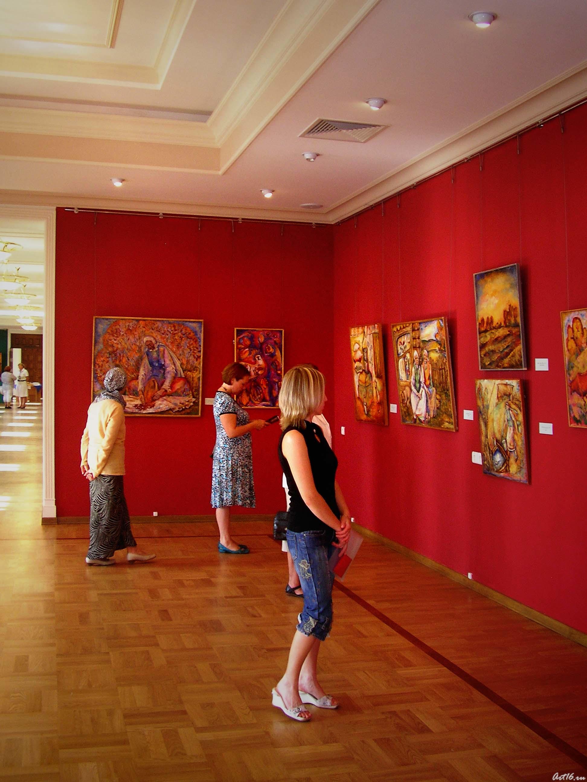 На открытии выставки Рабиса Саляхова::Рабис Саляхов. Персональная выставка