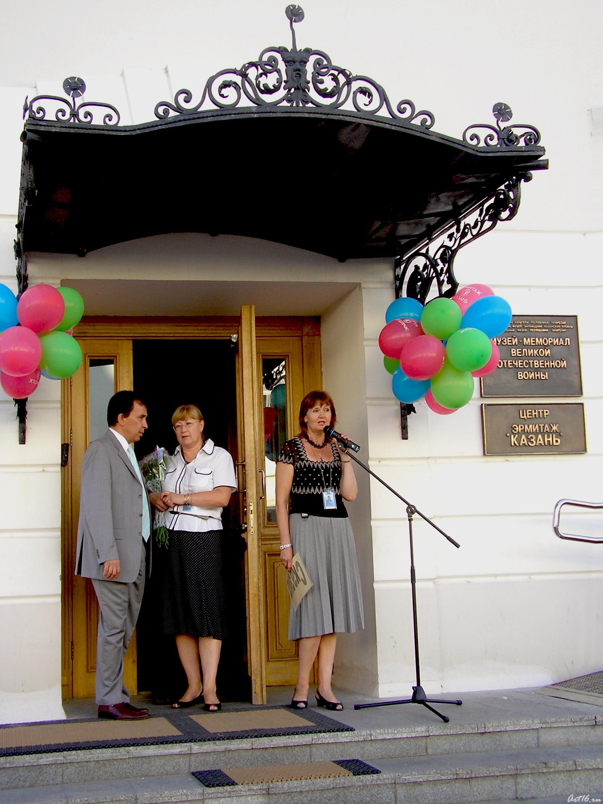 Валентина Братышева::Центру «Эрмитаж-Казань» —Три года!