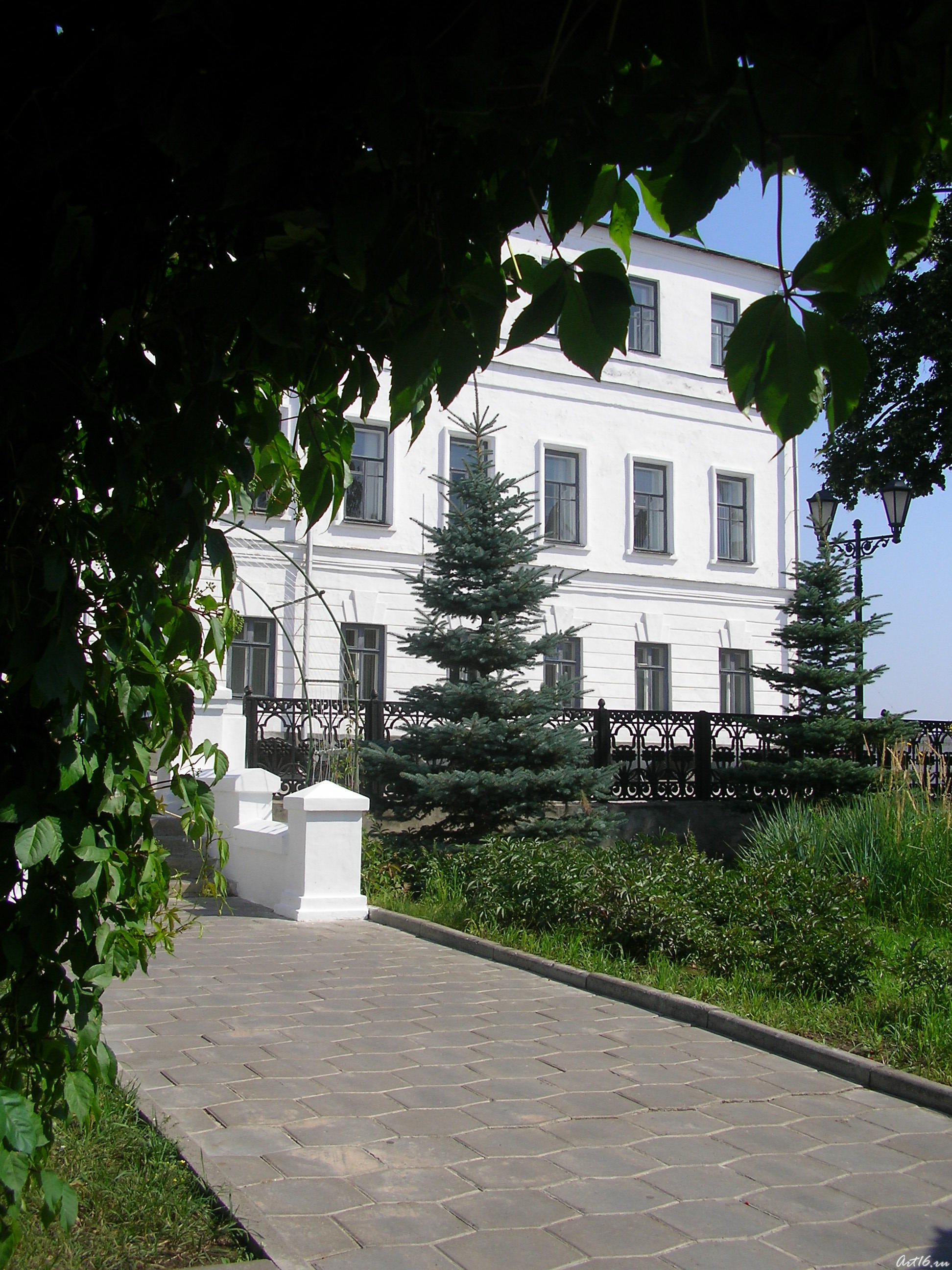 Архиерейский дом::Прогулки по Кремлю