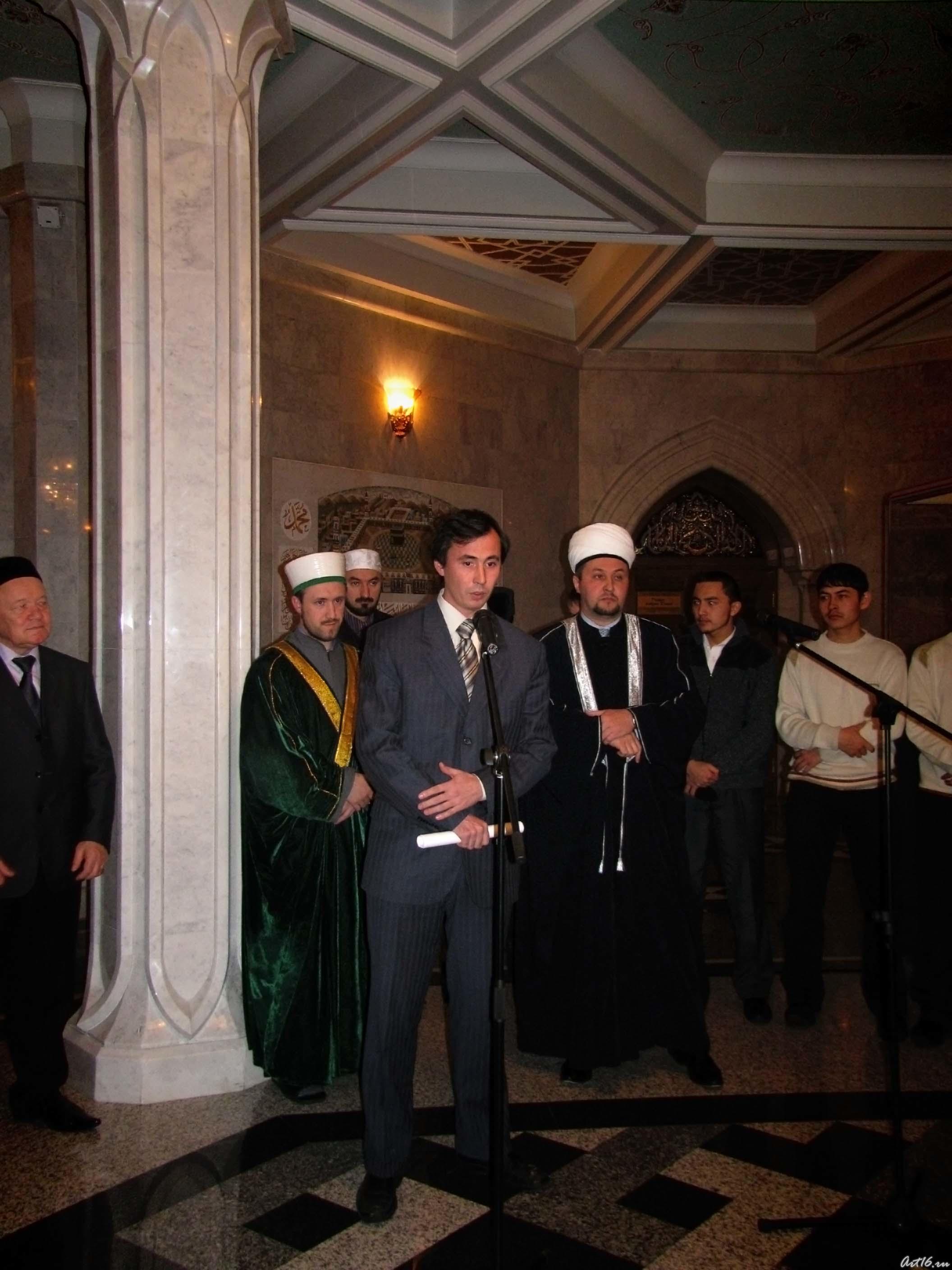 А. Ситдиков:: «СВЕТ КОРАНА»