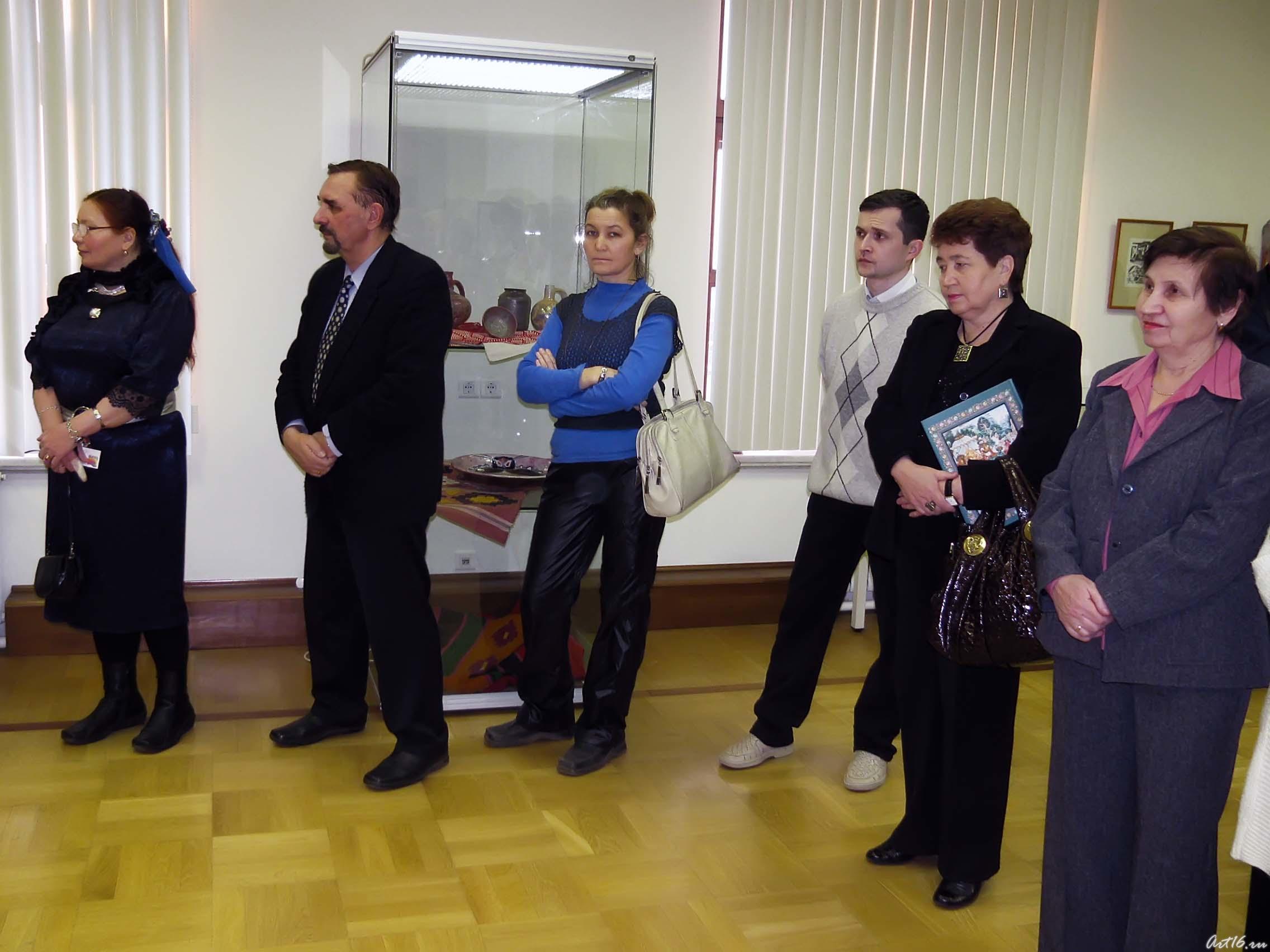 На открытии выставки Фариды Хасьяновой::Хасьянова Фарида Шагимардановна