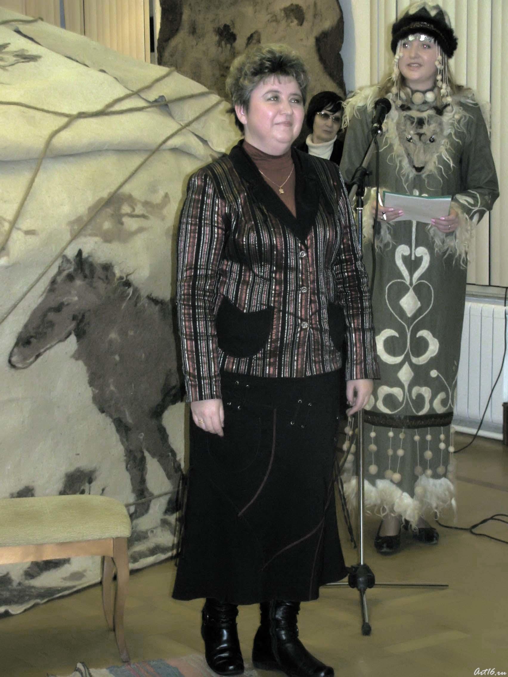 IMG_4052.JPG::Современное искусство войлока в тюркском мире. Азербайджан, Казахстан, Башкортостан, Татарстан