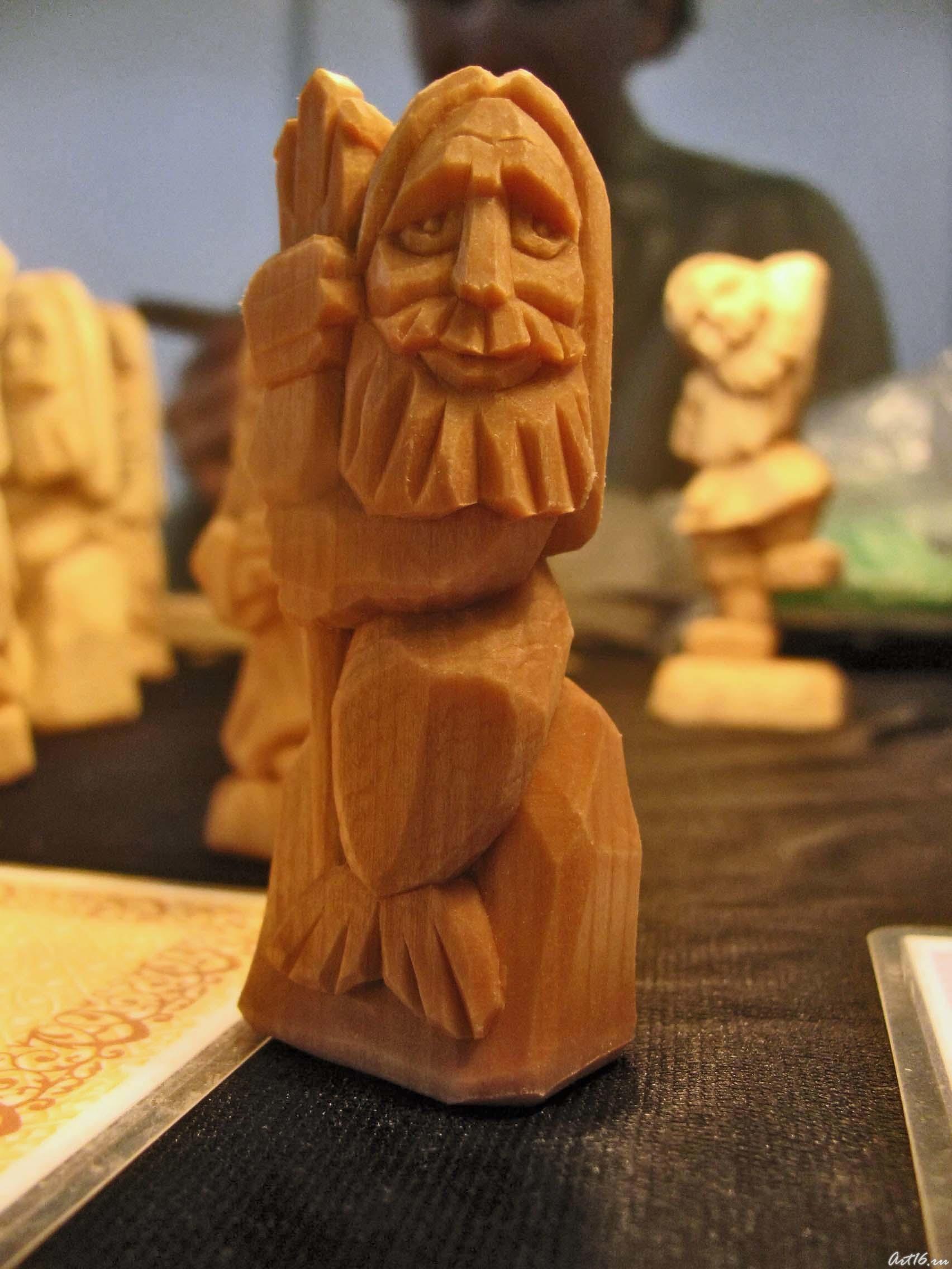 Резьба по дереву. Профсоюз Мастеров ДПИ ʺПалата ремёселʺ из Нижнего Новгорода::Арт-галерея. Казань - 2009