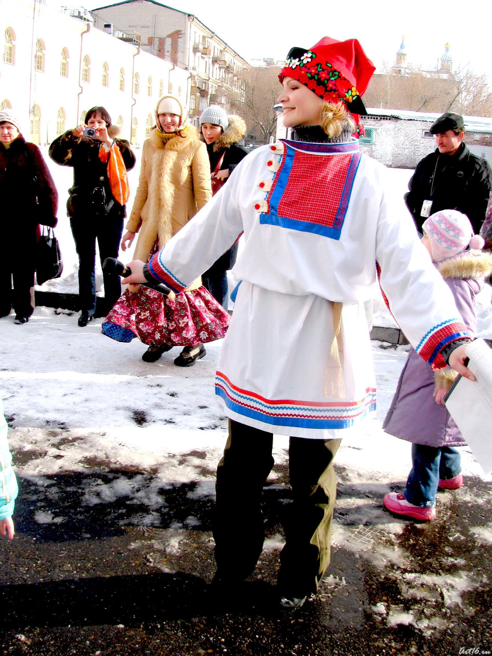 А теперь хоровод::Масленица—2009