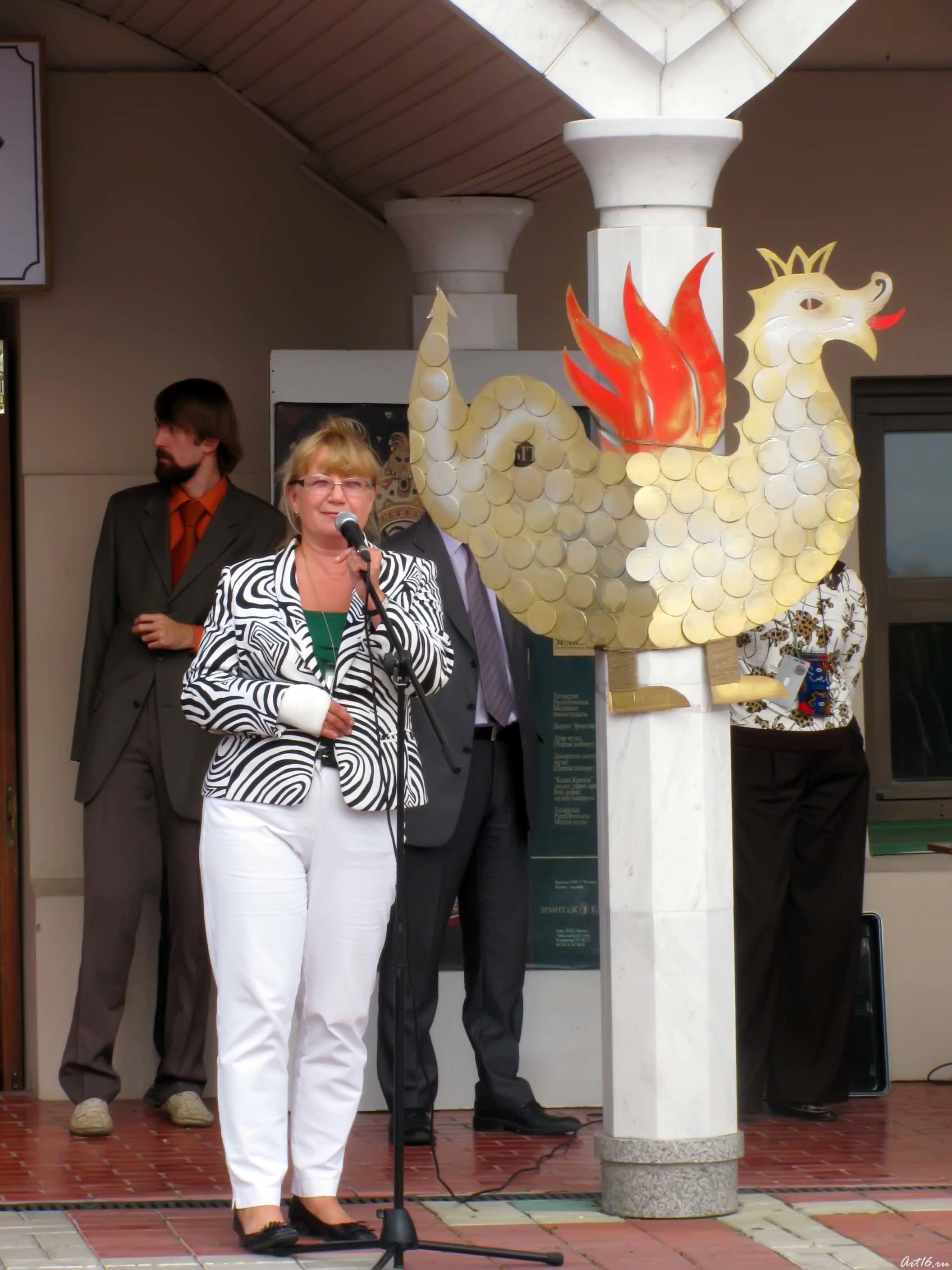 Ольга Иосифовна Пиульская::Центру «Эрмитаж-Казань» —Четыре года!