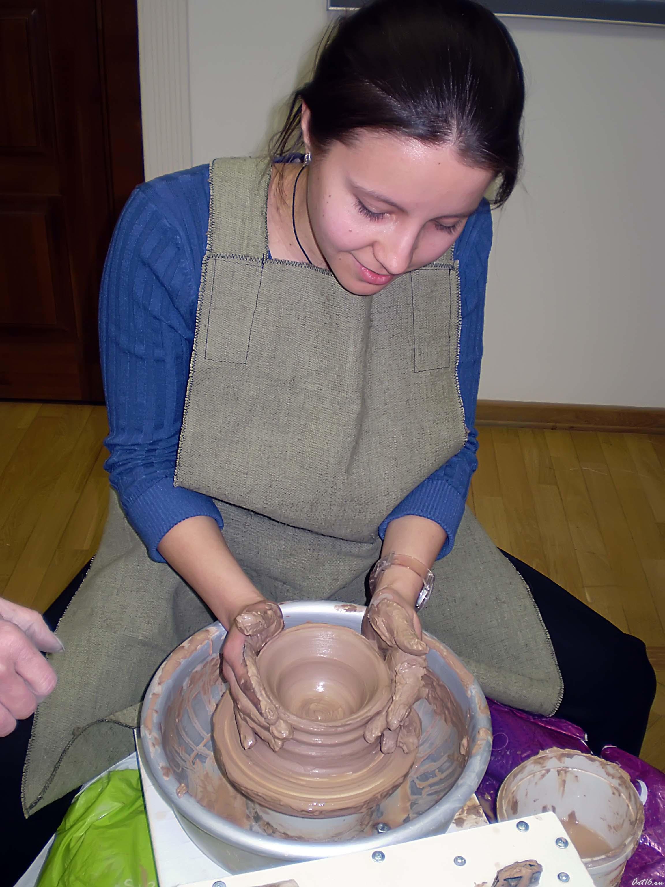 P3210885.JPG::Праздники и будни Национальной художественной галереи