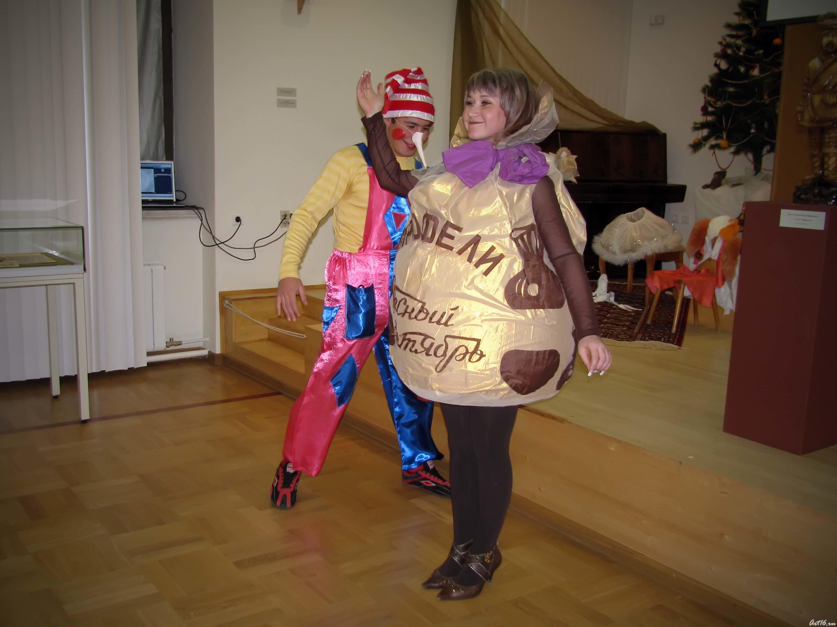 Представление на открытии выставки::«Шоколадное Рождество»