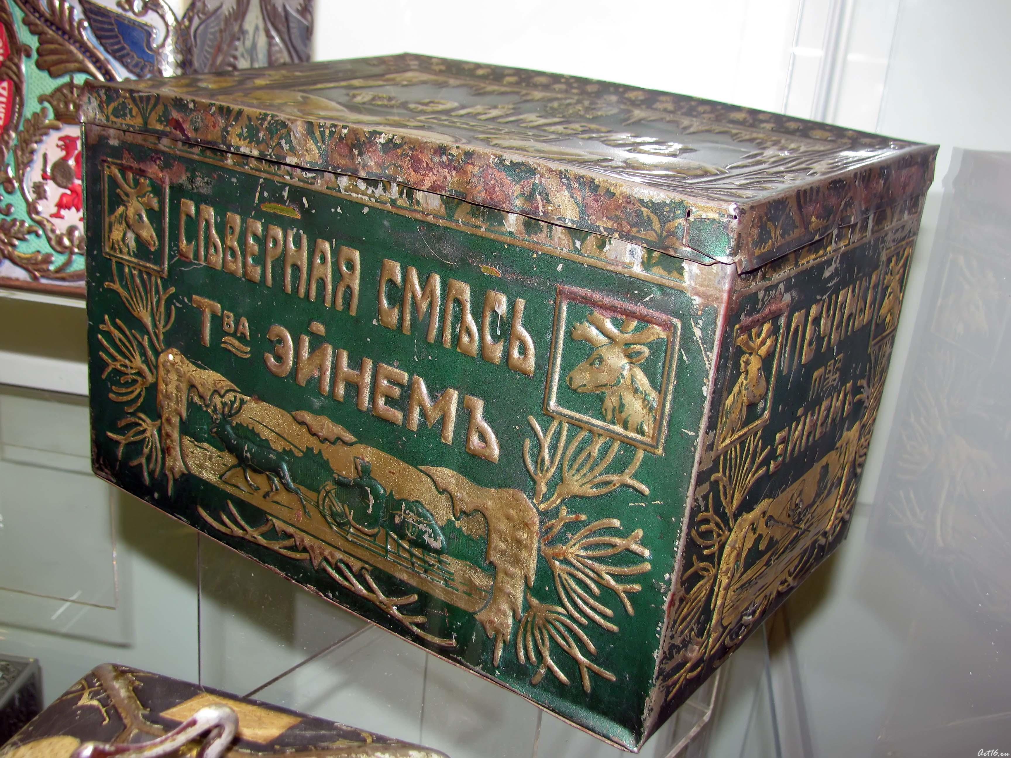 Коробки кондитерские Товарищества Паровой фабрики «Эйнем Москва»::«Шоколадное Рождество»