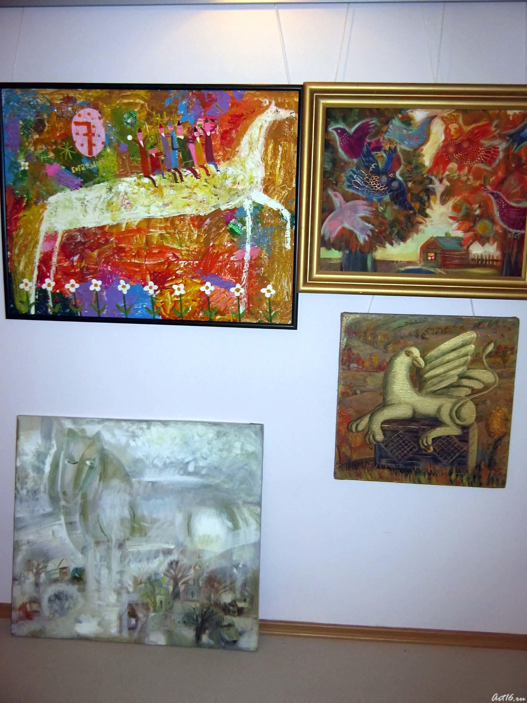 Выставка мастеров творческого объединения ʺВолшебная лавкаʺ::«Волшебная лавка»