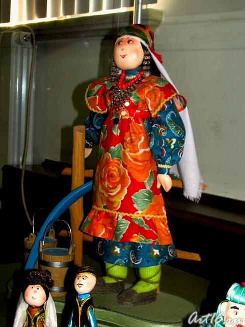 Кукла в татарском костюме. Майсара. 2002::Галявиева (альбом в обработке) 9.04.2010