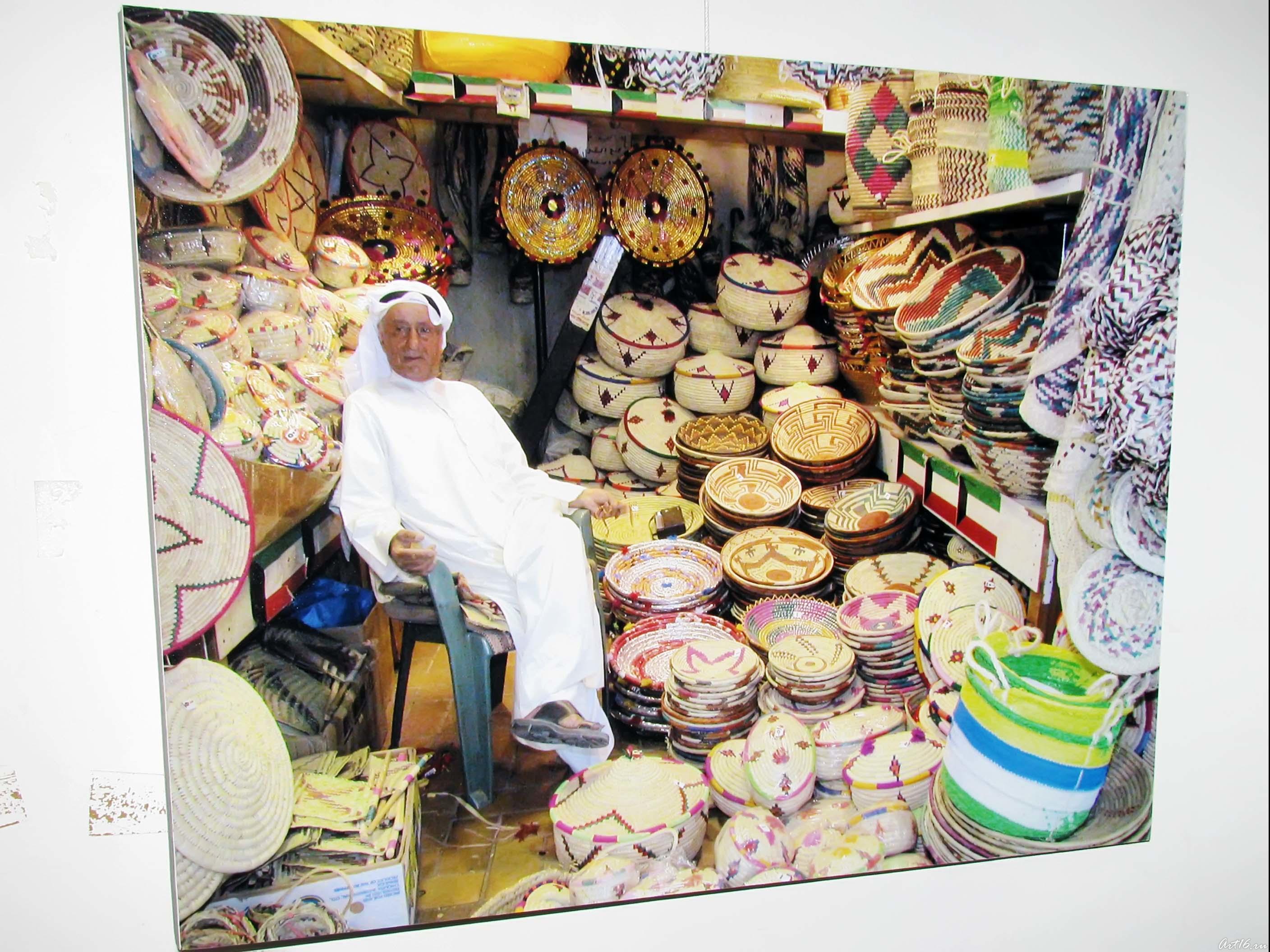 Кувейт в фотографиях.5::Арабская каллиграфия: связь времен и народов