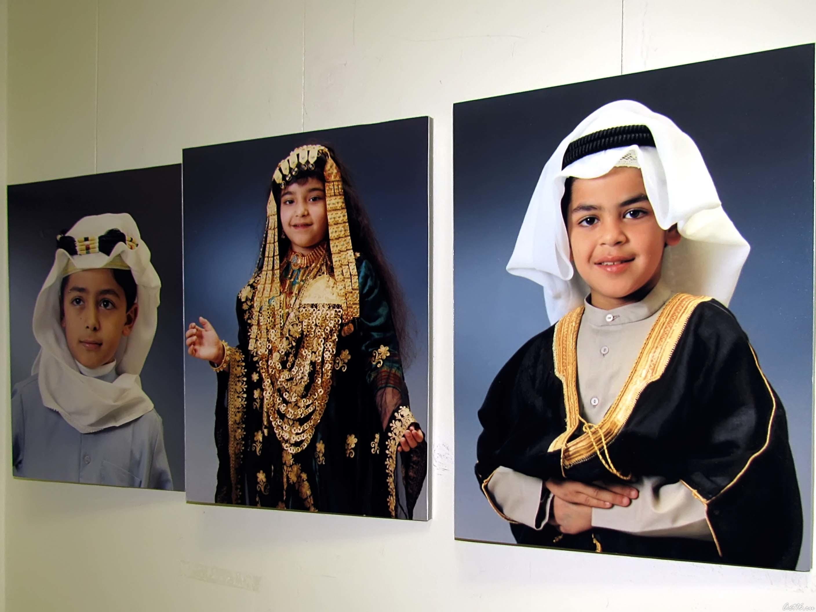 Кувейт в фотографиях.9::Арабская каллиграфия: связь времен и народов