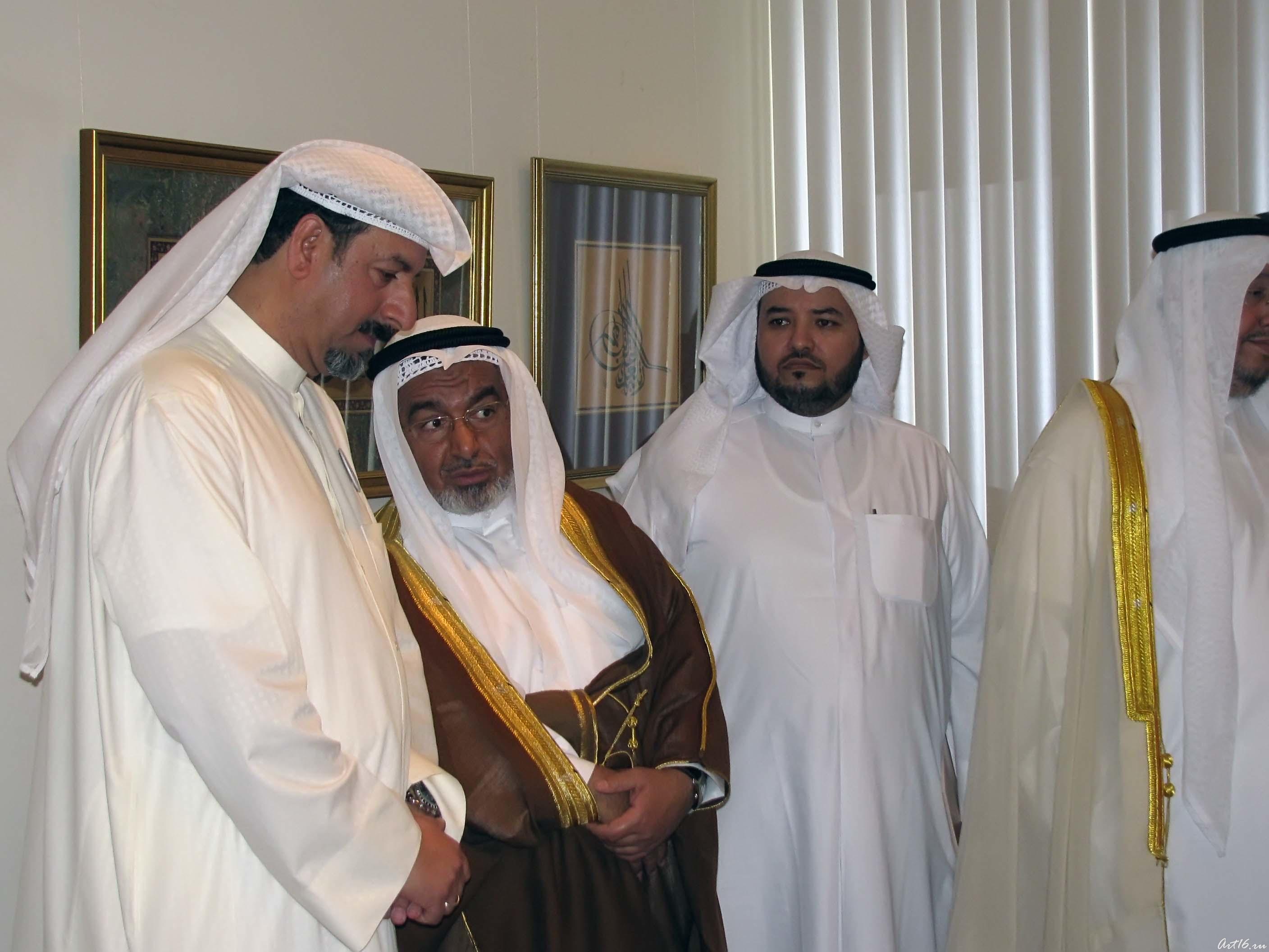 Открытие международной выставки::Арабская каллиграфия: связь времен и народов