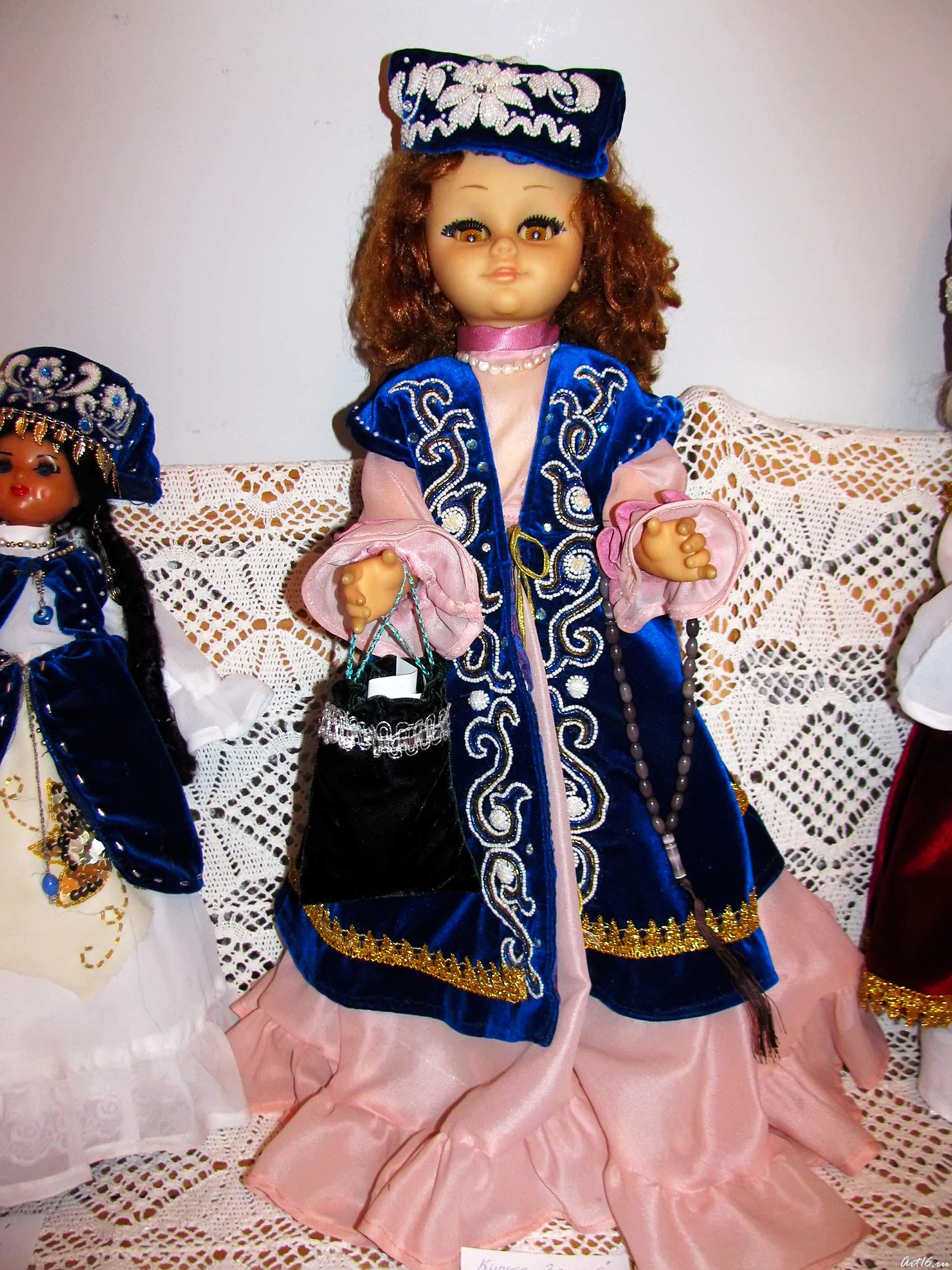 Кукла ʺЗухраʺ, 2005::Куклы