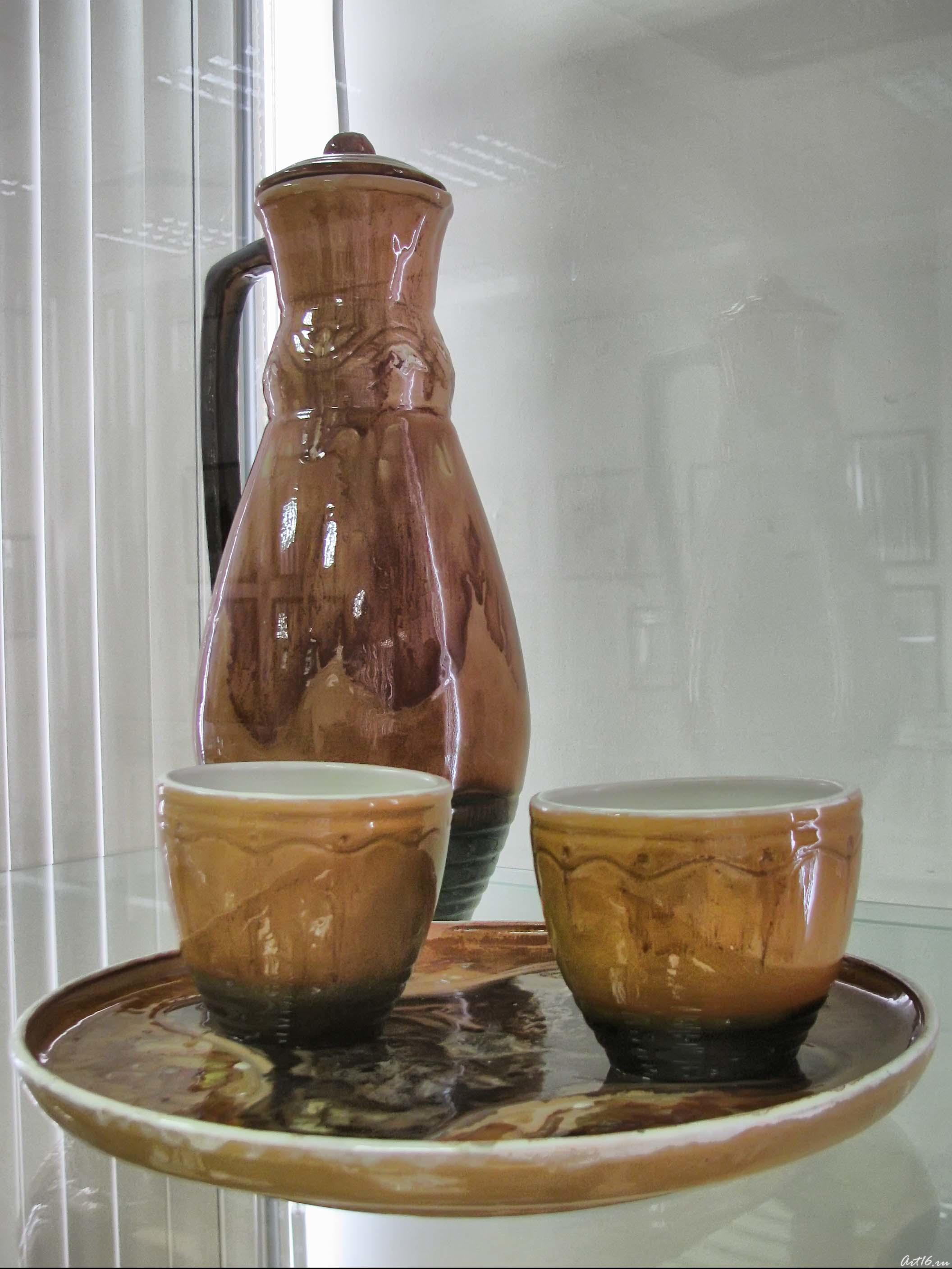 Набор керамический. 1970::Ирина Колмогорцева (графика, живопись) и Георгий Зяблицев (керамика, скульптура) 