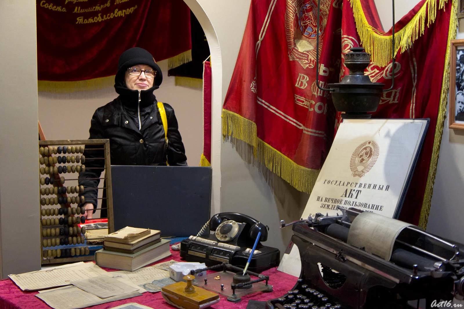 Арский краеведческий музей. Фрагмент экспозиции::Г.Ахунов, Арск