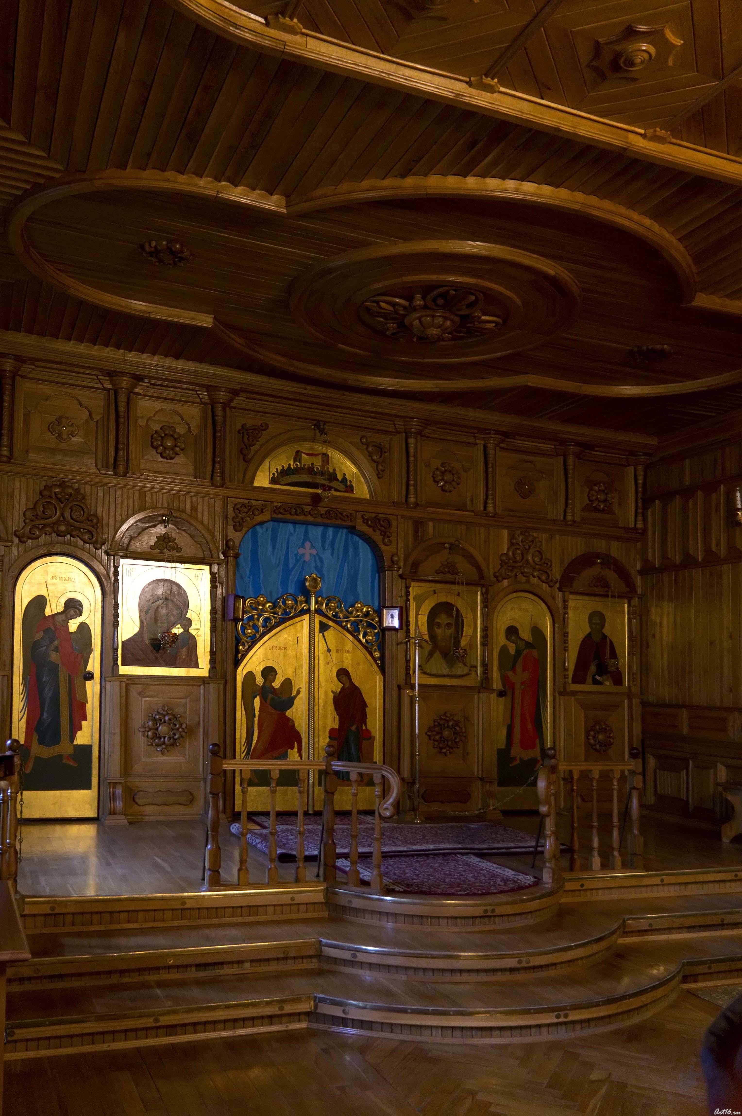 Иконостас Казанского храма Свято-Троицкого мужского монастыря::Православный Алатырь 