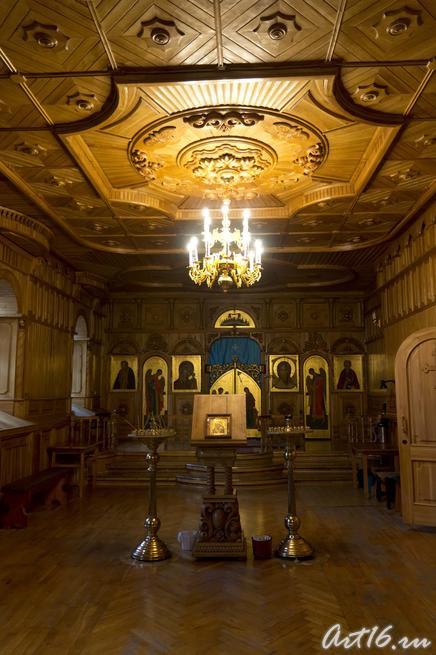 В Казанском храме Свято-Троицкого мужского монастыря::Православный Алатырь 