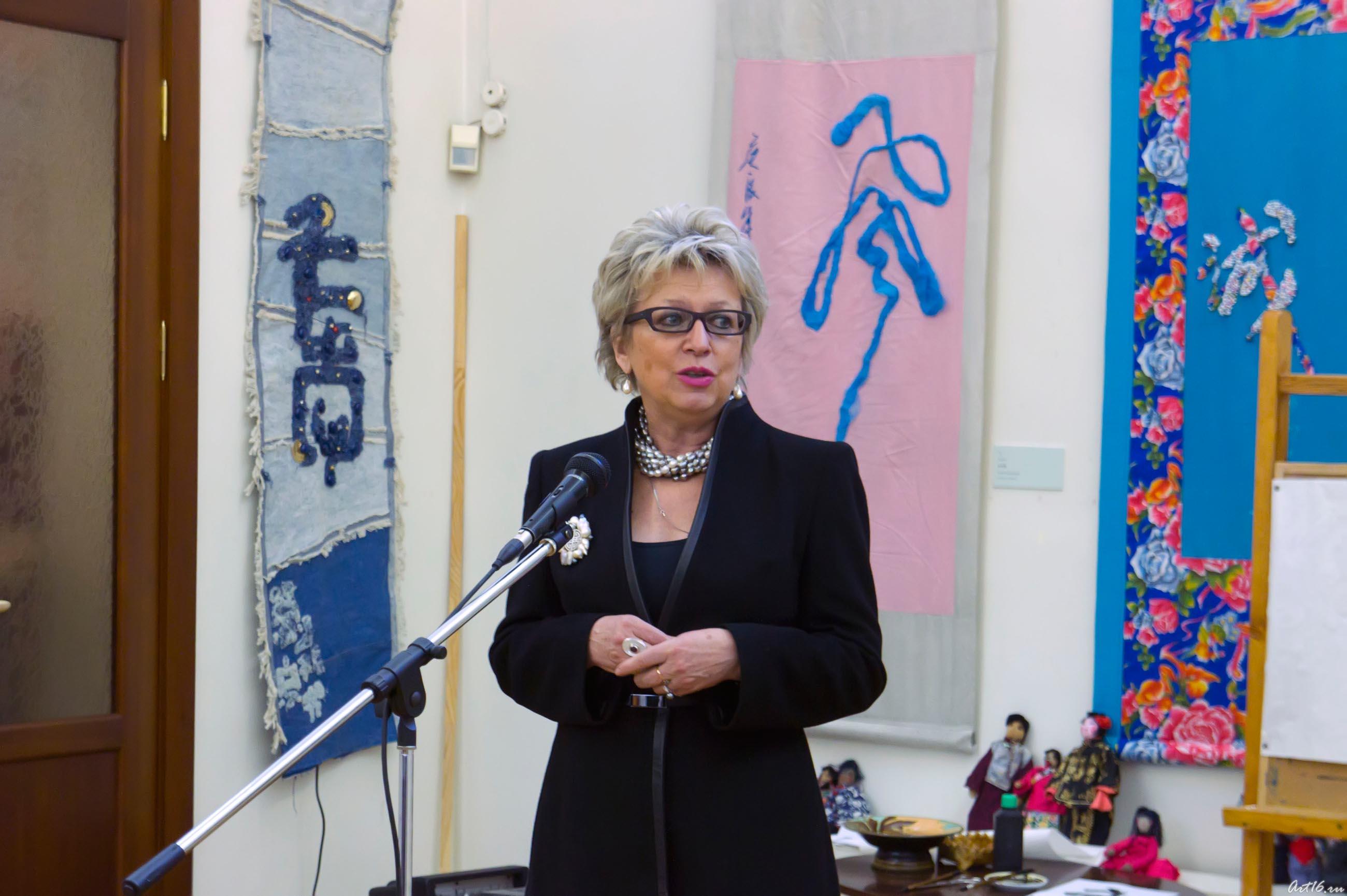 Ирина Захарова::Матерчатая каллиграфия