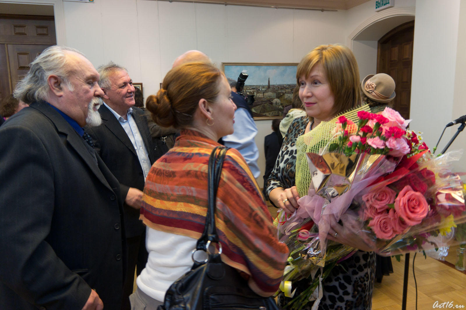 Алсу Тимергалина принимает поздравления::«Золотое лицо города», Алсу Тимергалина