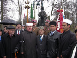 На церемонии открытия памятника «Татарин Речи Посполитой»