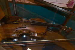 Скрипка М.Яушева
