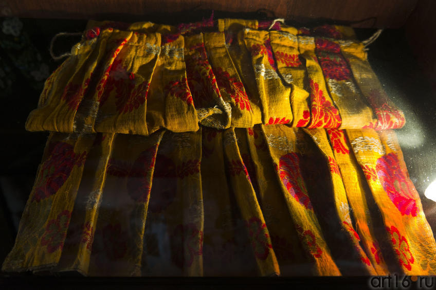 Запаска — поясная женская одежда. Украина, Полтавщина, нач. XX::Этнографический музей