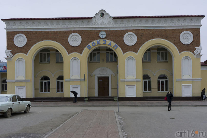 Железнодорожный вокзал города Евпатория::Евпатория