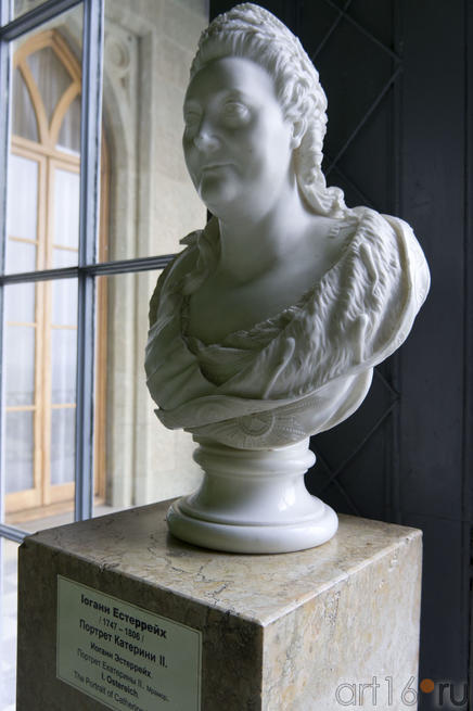 Портрет Екатерины II. Мрамор. Иоганн Эстеррейх (1747-1806)::Алупка, Воронцовский дворец