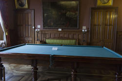Бильярдный стол во дворце Воронцова