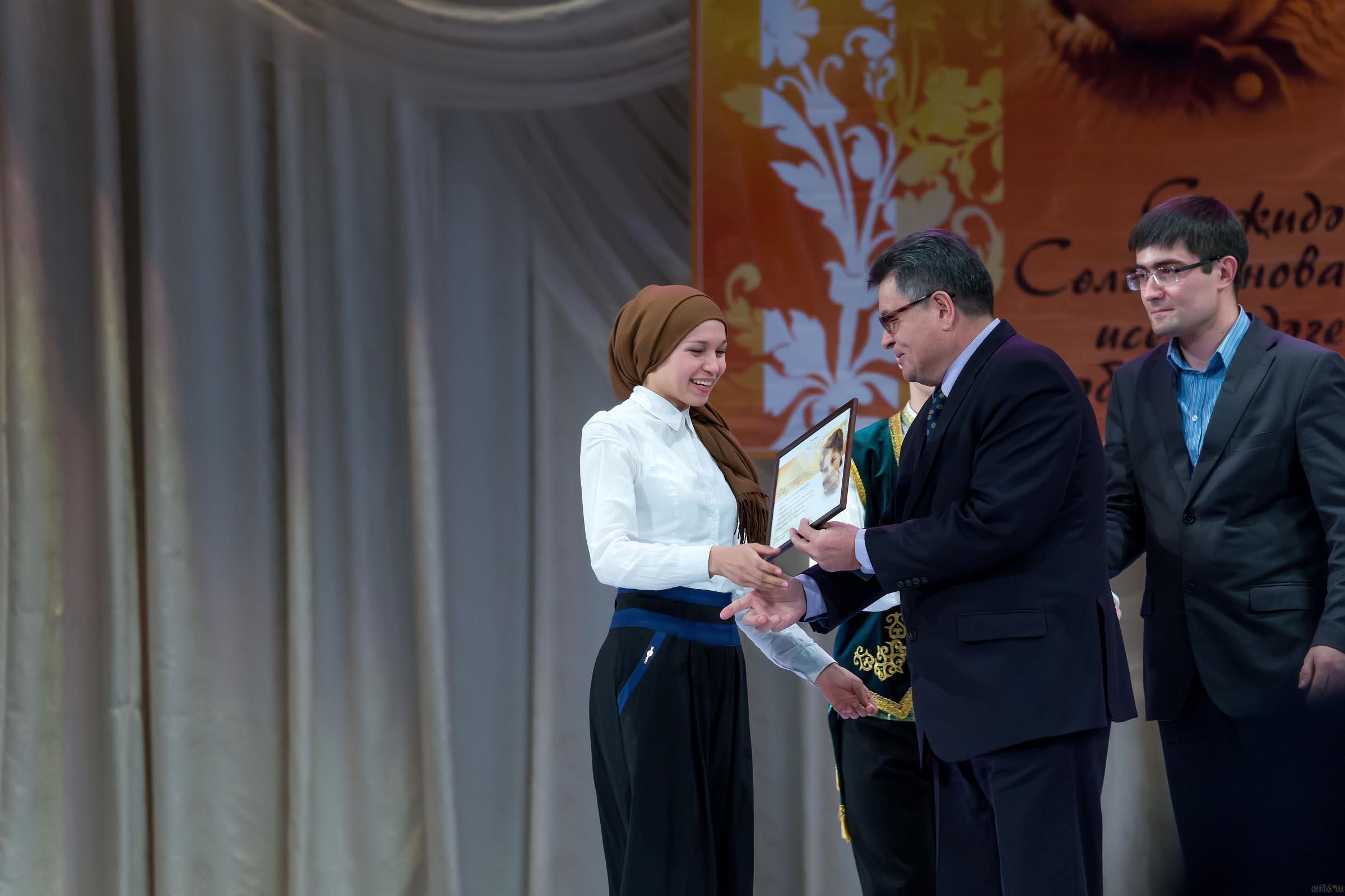 ::Республиканская премия имени Сажиды Сулеймановой — 2014