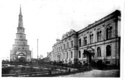 Башня Сююмбике и Губернаторский дворец в Казанском кремле
