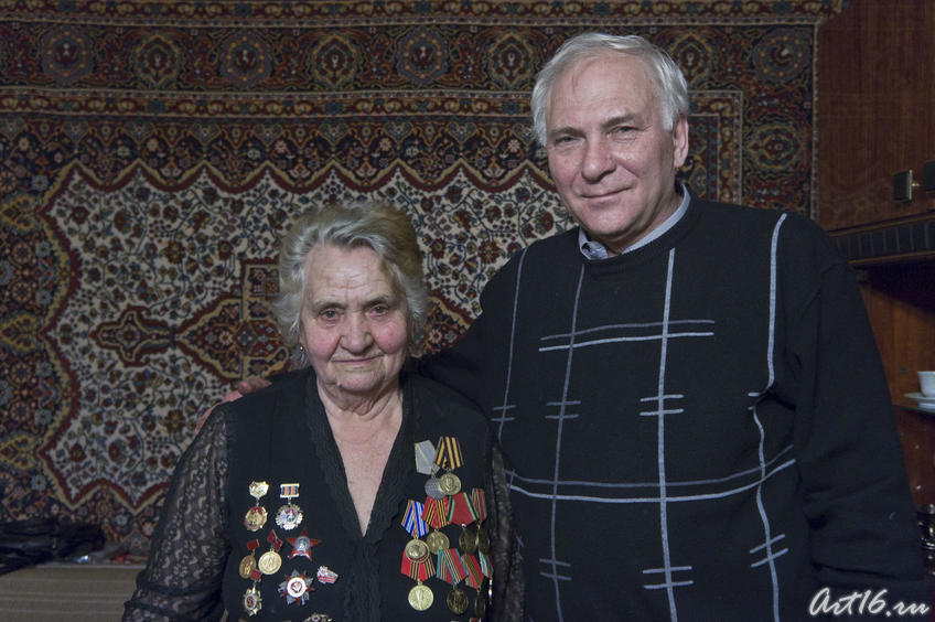 Екатерина Яковлевна Шугаева с сыном (Владимиром Ивановичем)
