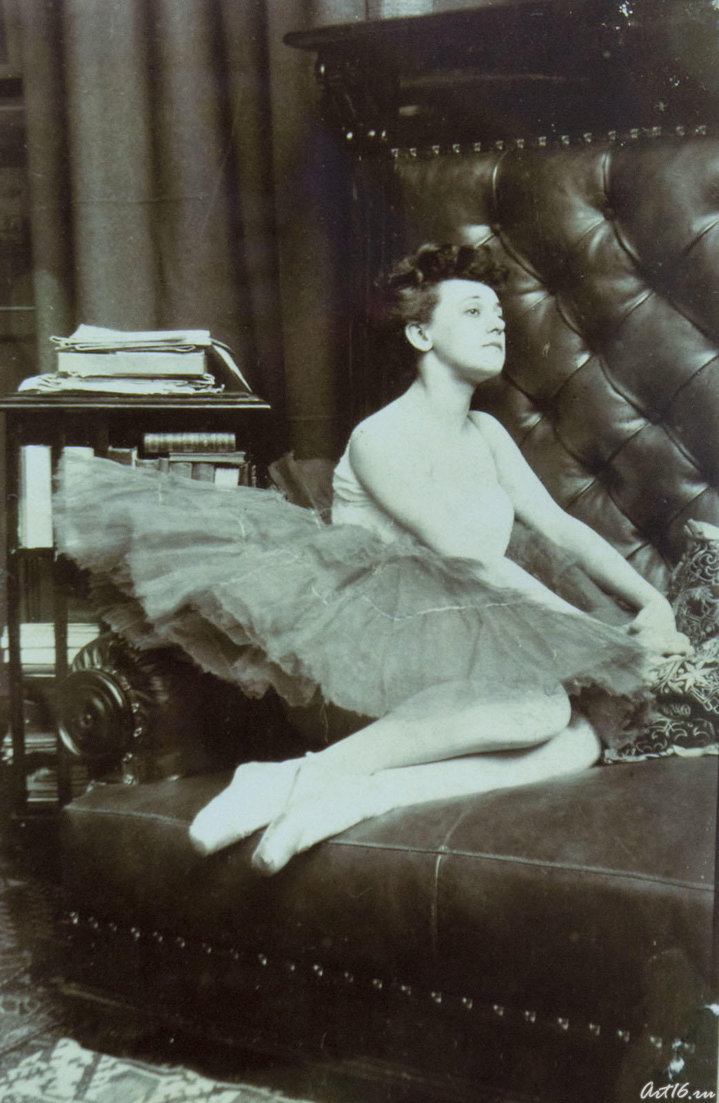 05079 Тамара Красавина. 1907. Эберлинг А.Р. (1872-1951)::Альфред Эберлинг (1872-1951). «Петербургский модерн: художник и балерина»