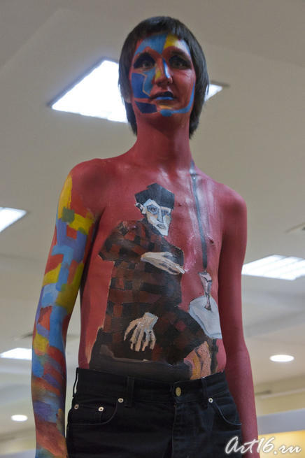 Третье место в конкурсе «Body-Art Battle» в Манеже::«Ночь в музее», Казань, 2011г.