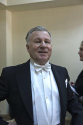 Анатолий Шутиков, дирижер,народный артист России, профессор 